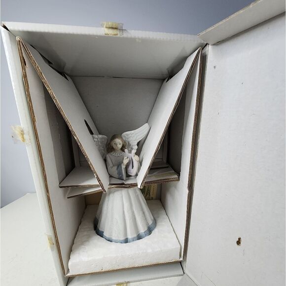Lladro Figurine Christmas Tree Topper Angel Harp Mint  Made Spain - Picture 2 of 9